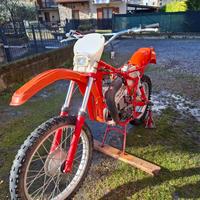 Ricambi moto completi SWM 250 anno 1978