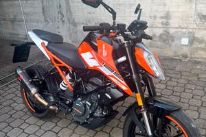 KTM Duke - 125