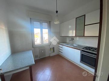 3 LOCALI A COLLECCHIO