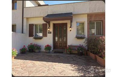 MAGAZZINO DI 110 MQ CON POSSIBILITA' DI CAMBIO D'U