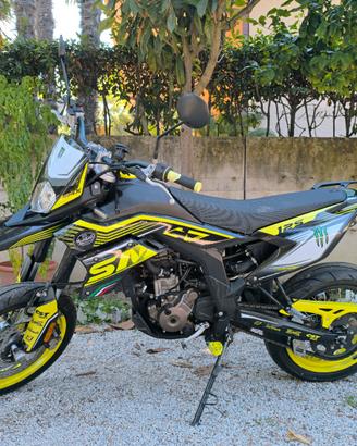 Motard Mondial SMX 125 usata 