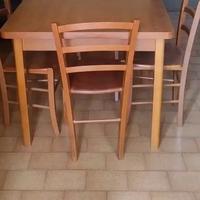 Tavolo  da pranzo apribile otttime condizion a Bra