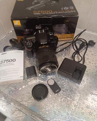 Nikon D7500 obiettivo 18-140