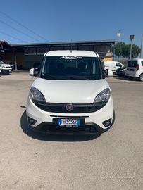 Fiat doblo maxi 5 posti autocarro 1600 multijet
