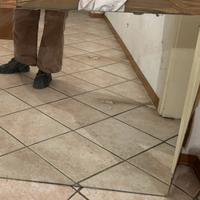 Specchio rettangolare danneggiato 78x80cm