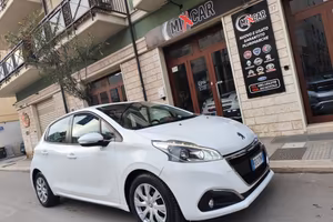 Peugeot 208 BlueHDi 75CV DIESEL ACTIVE