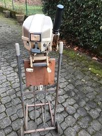 Motore fuoribordo Crysler da 6,6 CV