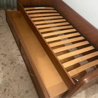 Letto con cassetto contenitore