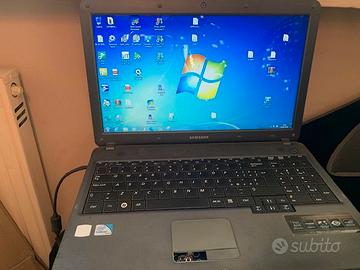 Notebook Samsung NP-R530