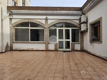 CASA SEMINDIPENDENTE A QUARTUCCIU