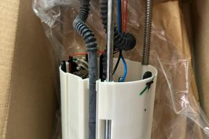 Pompa carburante alfa romeo 156