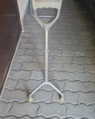 Treppiede anziani