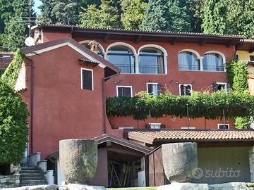 Villa di 680 m² con più di 5 locali e box auto dop