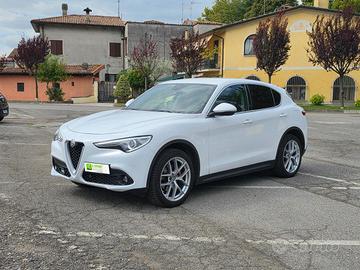 ALFA ROMEO Stelvio Q4 EXECUTIVE