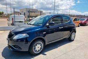 Lancia Ypsilon 1.2 69 CV 5 porte Silver KM 64000