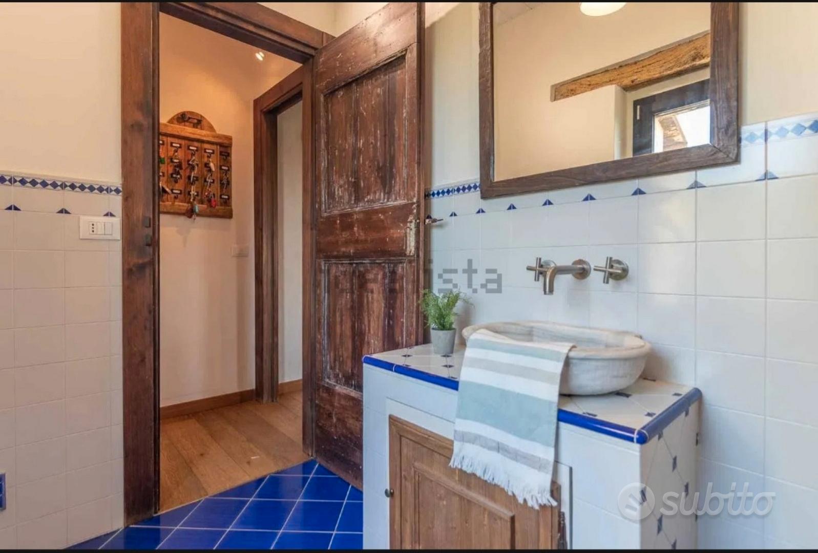 Villa stile rustico con terreno - Vista 4