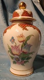 Potiche porcellana decoro fiori e oro