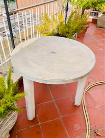 Tavolo bianco tondo da giardino/ terrazzo