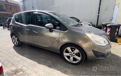 Opel Meriva 1.3 Diesel 75 cv Neopatentati PERMUTE