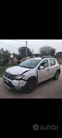 Dacia Sandero stepway 1.5 90cv incidentata