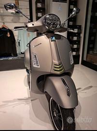 Vespa Gts 300 Super tech