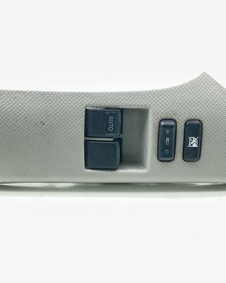 PULSANTIERA ANTERIORE SINISTRA TOYOTA Yaris Serie