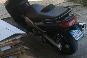 Yamaha t max 500 anche permuta