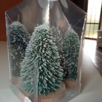 Albero di Natale in cera decorato