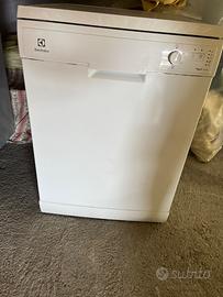Lavastoviglie Electrolux