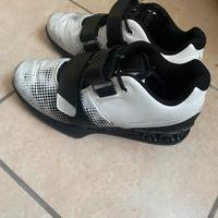 Strenght Shop weightlifting