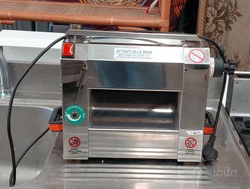 sfogliatrice professionale per pasta fresca