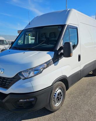 IVECO Daily 35S12V 2.3 HPT PM-TM Furgone Passo 3