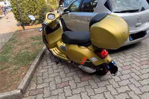 Vespa 300 gts