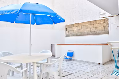 50MT DAL MARE Villetta con giardino e Garage