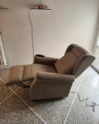 Poltrona elettrica relax due motori