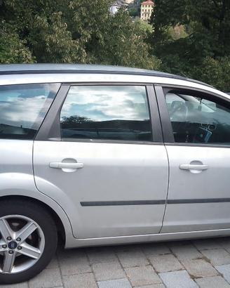 Auto Ford focus