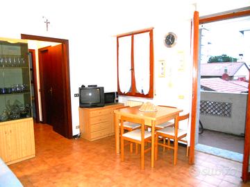 Bilocale a marina di Carrara con posto auto