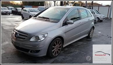 MERCEDES-BENZ Classe B per ricambi