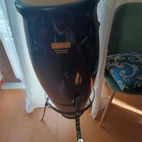 Coppia di tamburi conga a percussioni più tamburo