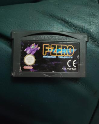 gioco f-zero Gameboy Advance 