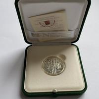 Vaticano 5 € anno 2005 60° fine II Guerra Mondiale