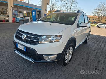 Dacia Sandero 1.5 dCi 8V 75CV Start&Stop La Gazzet