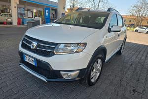 Dacia Sandero 1.5 dCi 8V 75CV Start&Stop La Gazzet