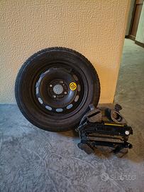 Ruota di scorta + Crick Ford Fiesta 2007  Ruotino