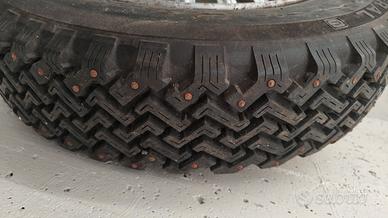 Gomme chiodate 155 R13 con cerchio Fiat  Uno Panda
