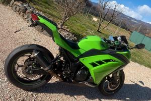 Kawasaki ninja 300 (2014) - pronta all’uso