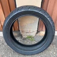 Pneumatico dunlop 160/60/17