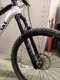 forcella yari rochshox  MTB e-bike 