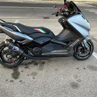 Yamaha tmax 530 con soli 12000 km