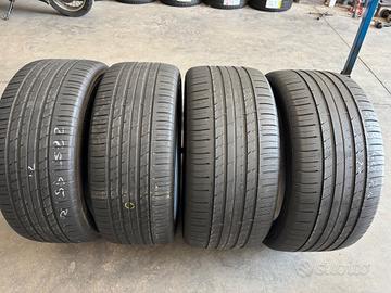 275 45 20 & 305 40 20 Tracmax, compreso montaggio